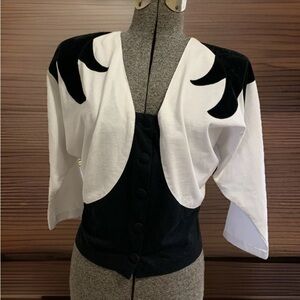 Vintage Western Shirt Women’s Size Medium Wide Sleeve White / Black Faux Suede.